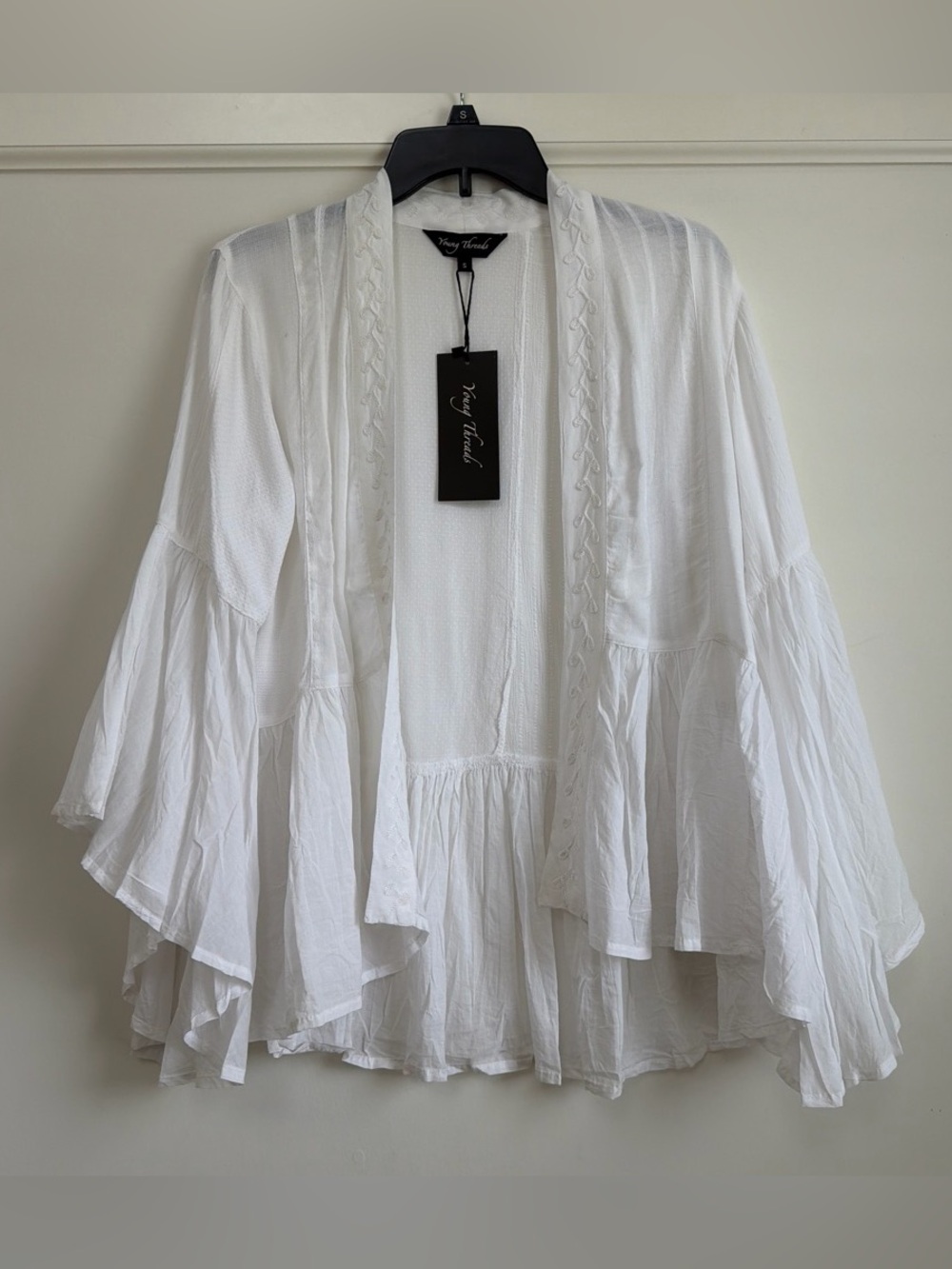Young Threads Embroidered Kimono S White Bell Sleeve Ruffle Hem Open Front NWT